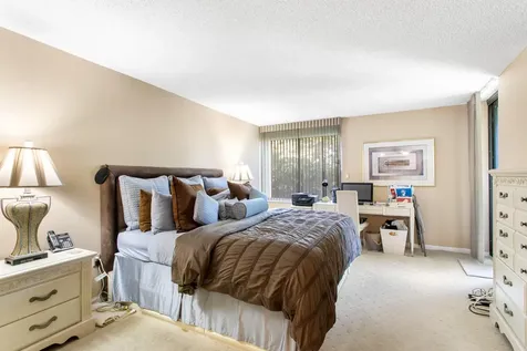 2480 Presidential Way West Palm Beach FL 33401