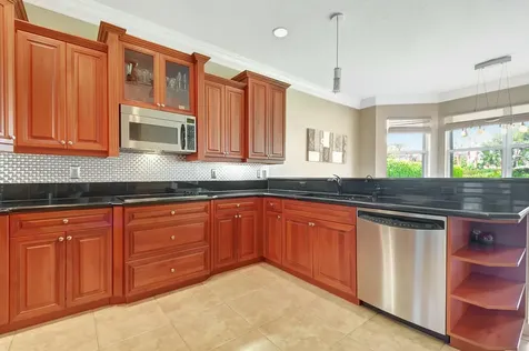 7665 Lockhart Way Boynton Beach FL 33437