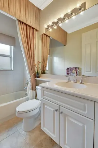 7665 Lockhart Way Boynton Beach FL 33437