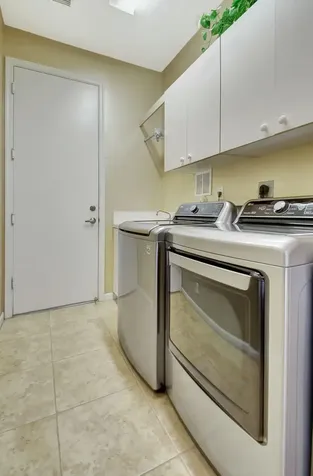 7665 Lockhart Way Boynton Beach FL 33437