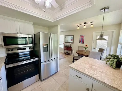 2929 Se Ocean Boulevard Stuart FL 34996