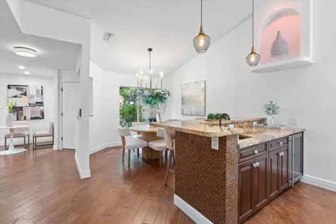 23205 Fountain View Boca Raton FL 33433