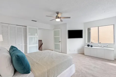 23205 Fountain View Boca Raton FL 33433