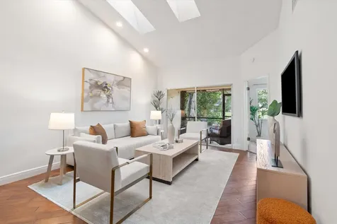 23205 Fountain View Boca Raton FL 33433