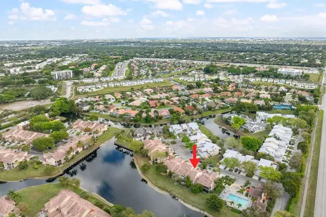23205 Fountain View Boca Raton FL 33433