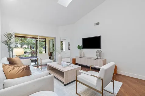 23205 Fountain View Boca Raton FL 33433
