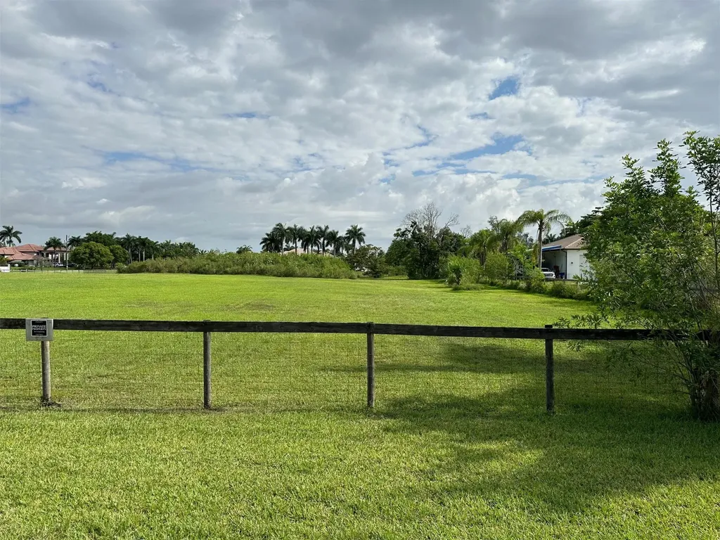 5650 SW 192nd Terrace Southwest Ranches FL 33332