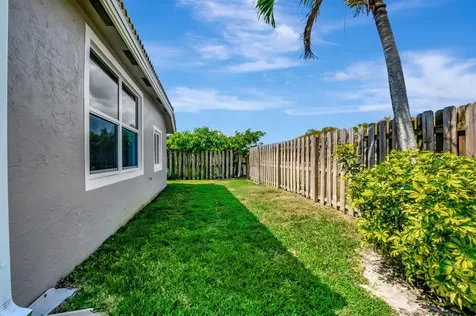 9379 Lake Serena Drive Boca Raton FL 33496