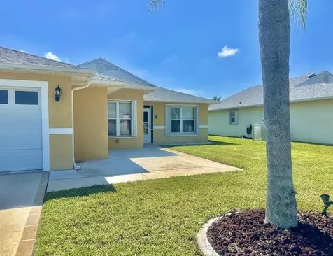 413 European Lane Fort Pierce FL 34982