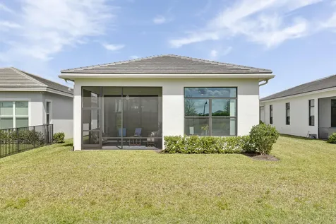 9309 Sw Pepoli Way Port Saint Lucie FL 34987