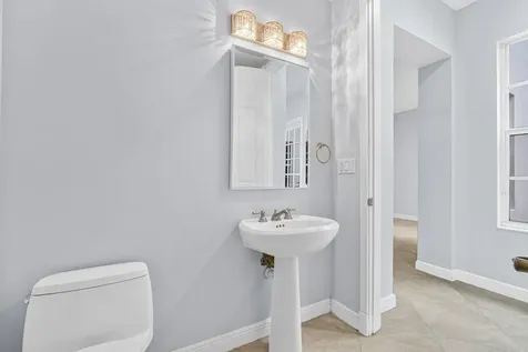8339 Nw 8th Terrace Boca Raton FL 33487