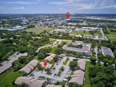 490 Hardwood Place Boca Raton FL 33431