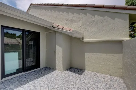 490 Hardwood Place Boca Raton FL 33431