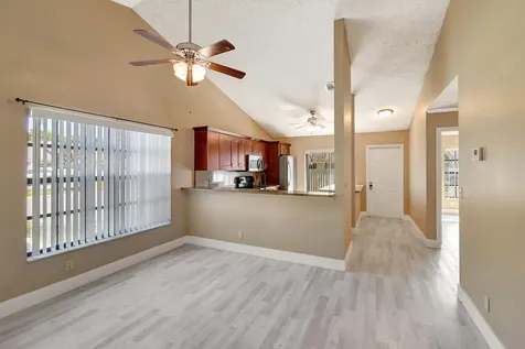 492 Hardwood Place Boca Raton FL 33431