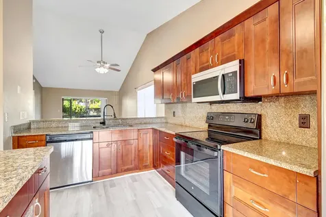 492 Hardwood Place Boca Raton FL 33431