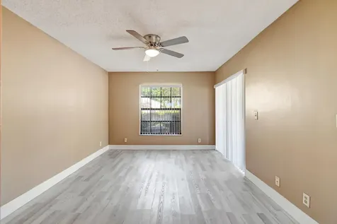 492 Hardwood Place Boca Raton FL 33431