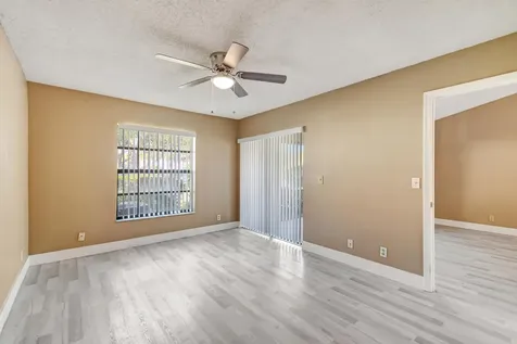 492 Hardwood Place Boca Raton FL 33431