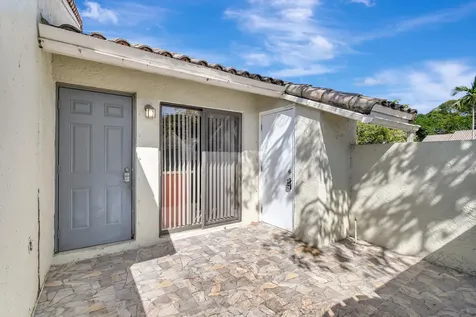 492 Hardwood Place Boca Raton FL 33431