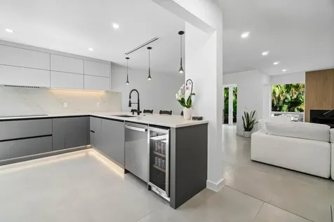 6764 Canary Palm Circle Boca Raton FL 33433