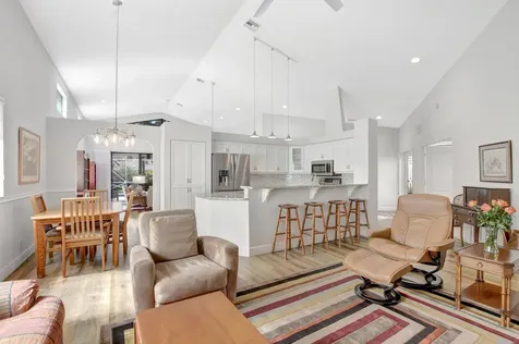 9088 Villa Portofino Circle Boca Raton FL 33496