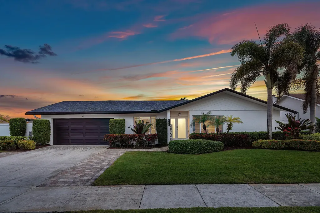 4700 Tortoise Shell Drive Boca Raton FL 33487