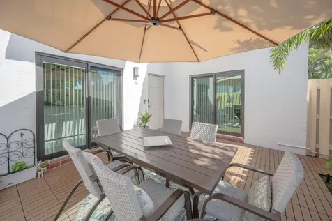 1251 S Federal Highway Boca Raton FL 33432