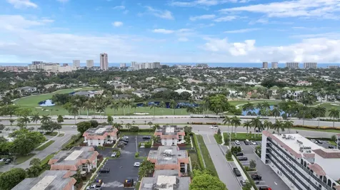 1251 S Federal Highway Boca Raton FL 33432