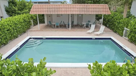 1251 S Federal Highway Boca Raton FL 33432
