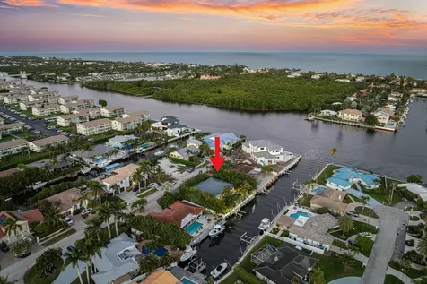 940 Greenbriar Drive Boynton Beach FL 33435