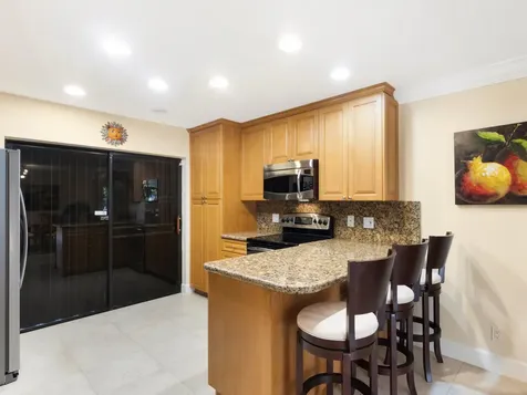 662 Mariners Way Boynton Beach FL 33435