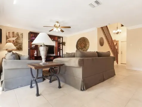 662 Mariners Way Boynton Beach FL 33435