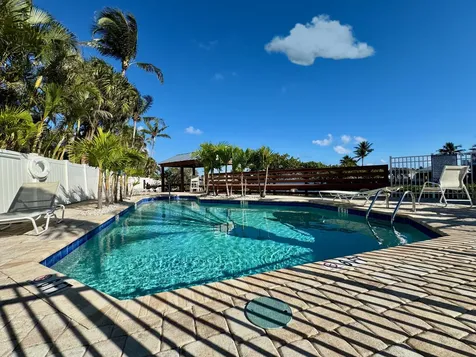 662 Mariners Way Boynton Beach FL 33435