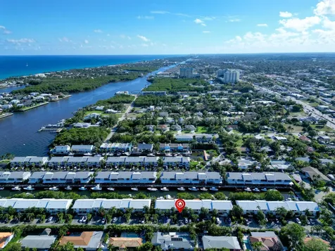 662 Mariners Way Boynton Beach FL 33435