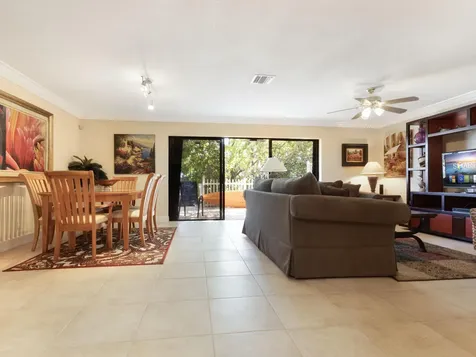 662 Mariners Way Boynton Beach FL 33435