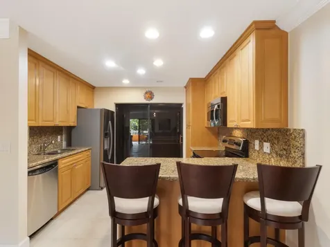 662 Mariners Way Boynton Beach FL 33435