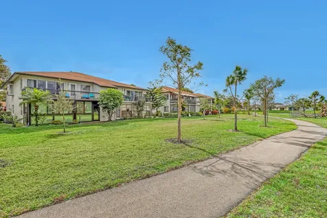 13833 Royal Palm B Court Delray Beach FL 33484