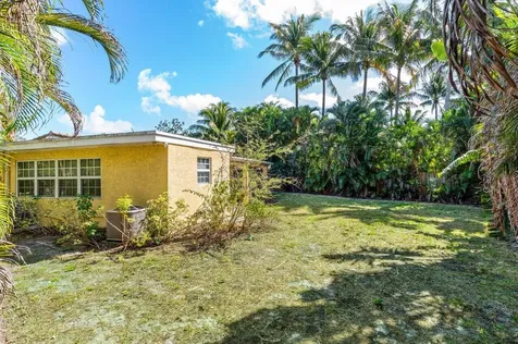1495 Ne 4th Avenue Boca Raton FL 33432