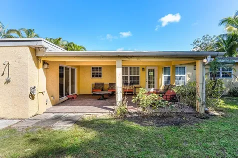 1495 Ne 4th Avenue Boca Raton FL 33432