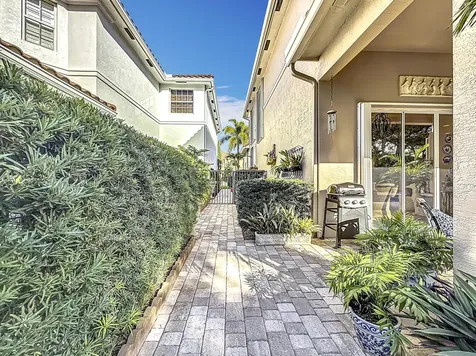 9709 Cobblestone Creek Drive Boynton Beach FL 33472