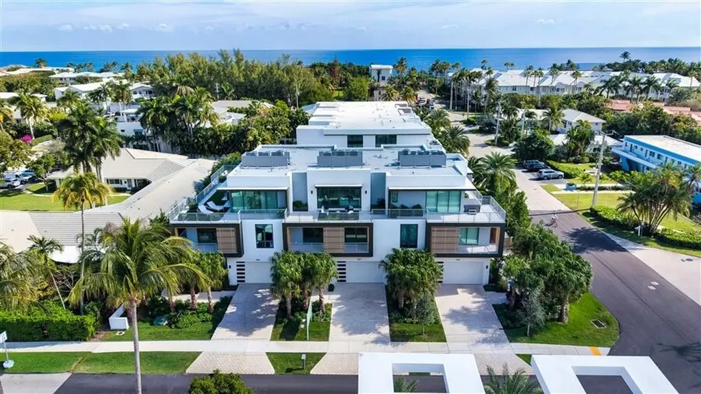 367 Venetian Drive Delray Beach FL 33483