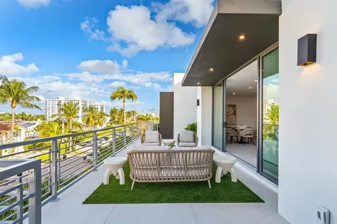 367 Venetian Drive Delray Beach FL 33483