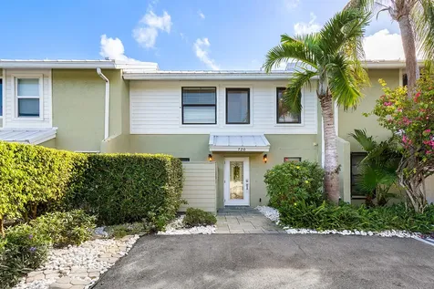 720 Mariners Way Boynton Beach FL 33435