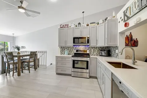 9735 Pavarotti Terrace 204 Terrace Boynton Beach FL 33437