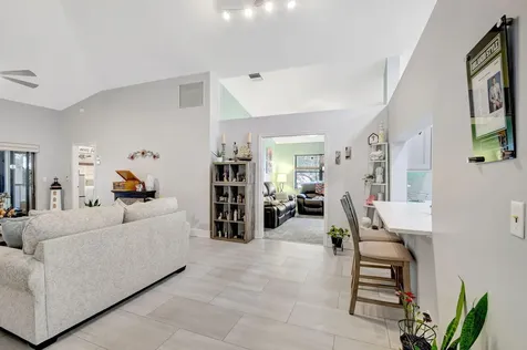 9735 Pavarotti Terrace 204 Terrace Boynton Beach FL 33437