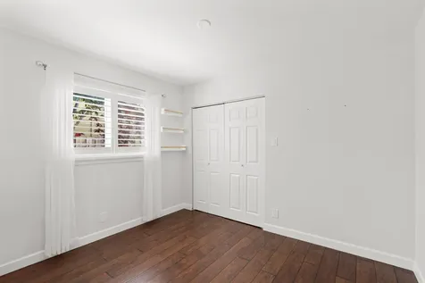 136 Oregon Lane Boca Raton FL 33487