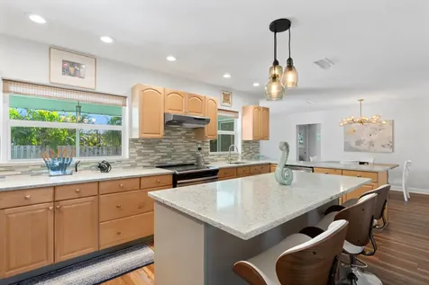 136 Oregon Lane Boca Raton FL 33487