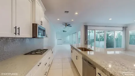 2098 Dickens Terrace Palm Beach Gardens FL 33418