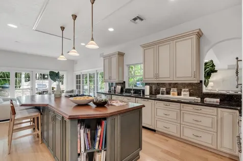 825 Oleander Street Boca Raton FL 33486
