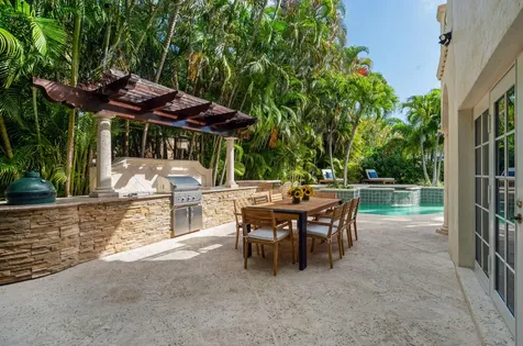 825 Oleander Street Boca Raton FL 33486