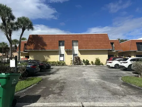 4240 Nw 114th Terrace Coral Springs FL 33065